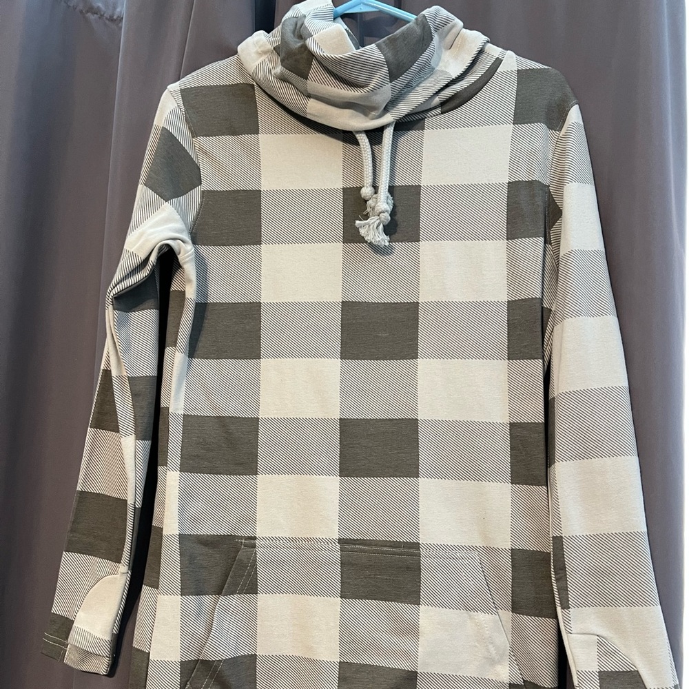 NWOT Lily & Lottie Funnel Neck Tunic